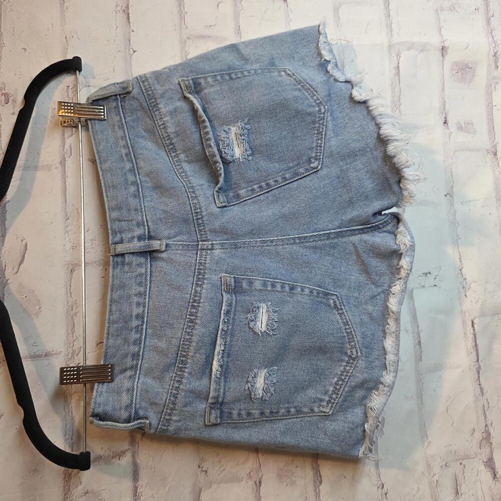 PacSun Distressed Shorts - Picture 4 of 4